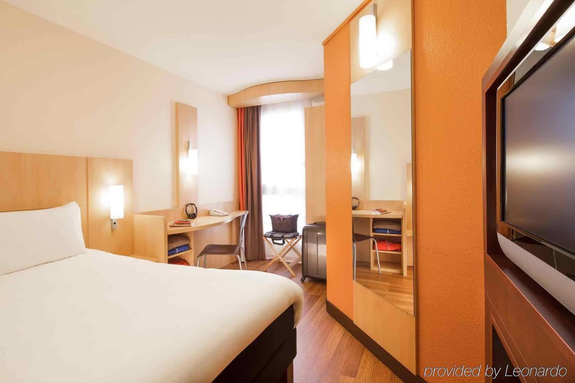 Ibis Versailles Chateau Hotel Luaran gambar